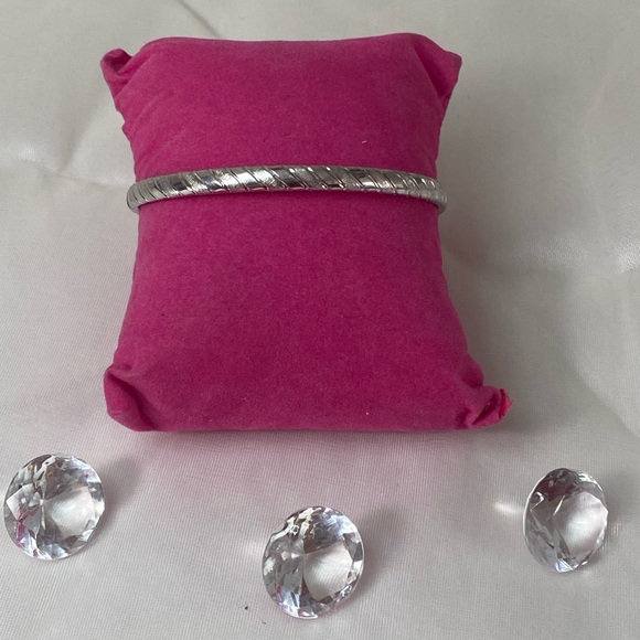 925 STERLING SILVER VINTAGE twisted textured bangle bracelet - Picture 3 of 10